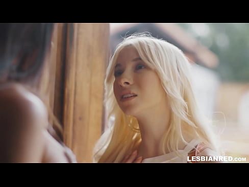 ❤️ A menina volta para casa alguns meses depois e acaba comendo a xoxota de sua madrasta ️ Sexo vídeo em pt-br.classicmebel21.ru
